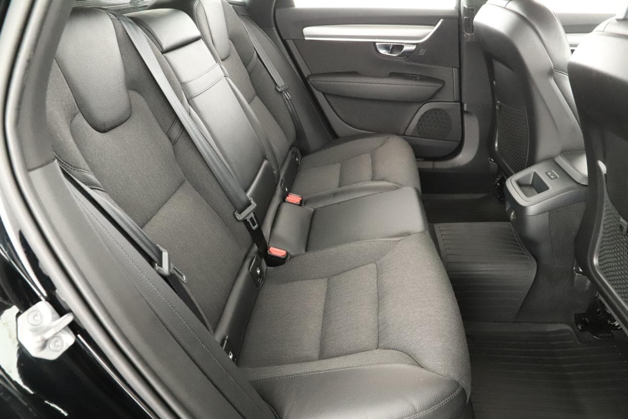 2018 Volvo V90 - 11