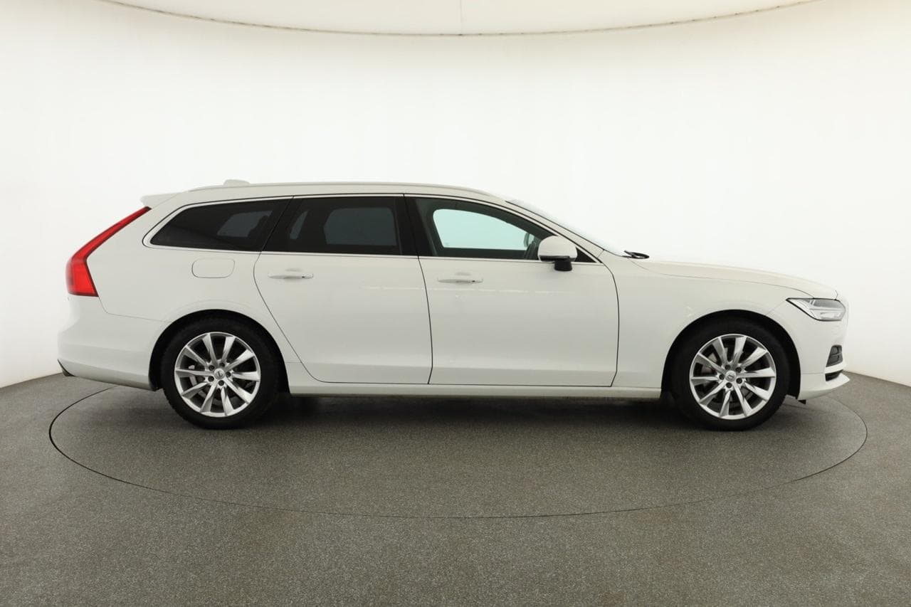 2017 Volvo V90 - 8