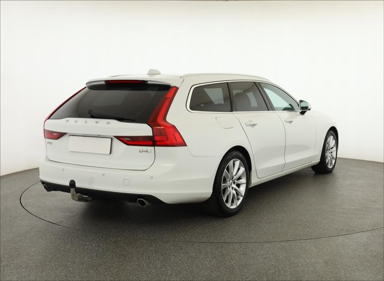 2017 Volvo V90 - 7