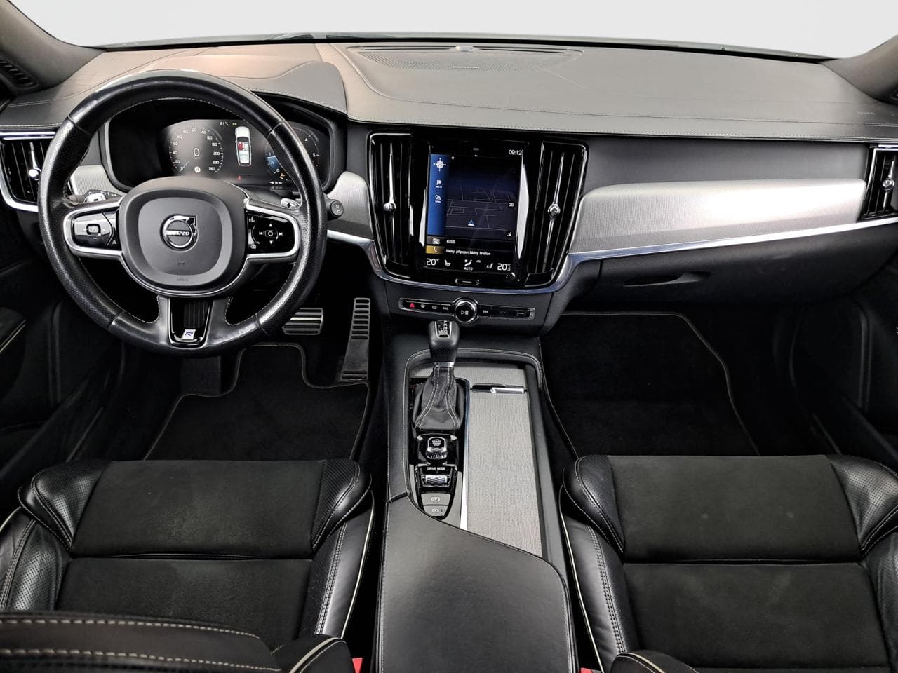 2019 Volvo V90 - 10