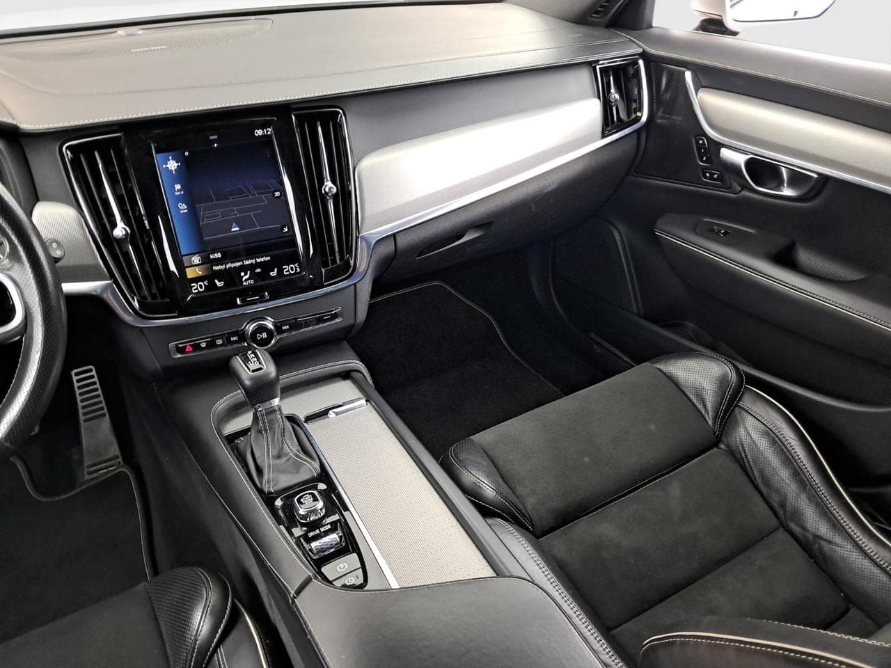 2019 Volvo V90 - 11