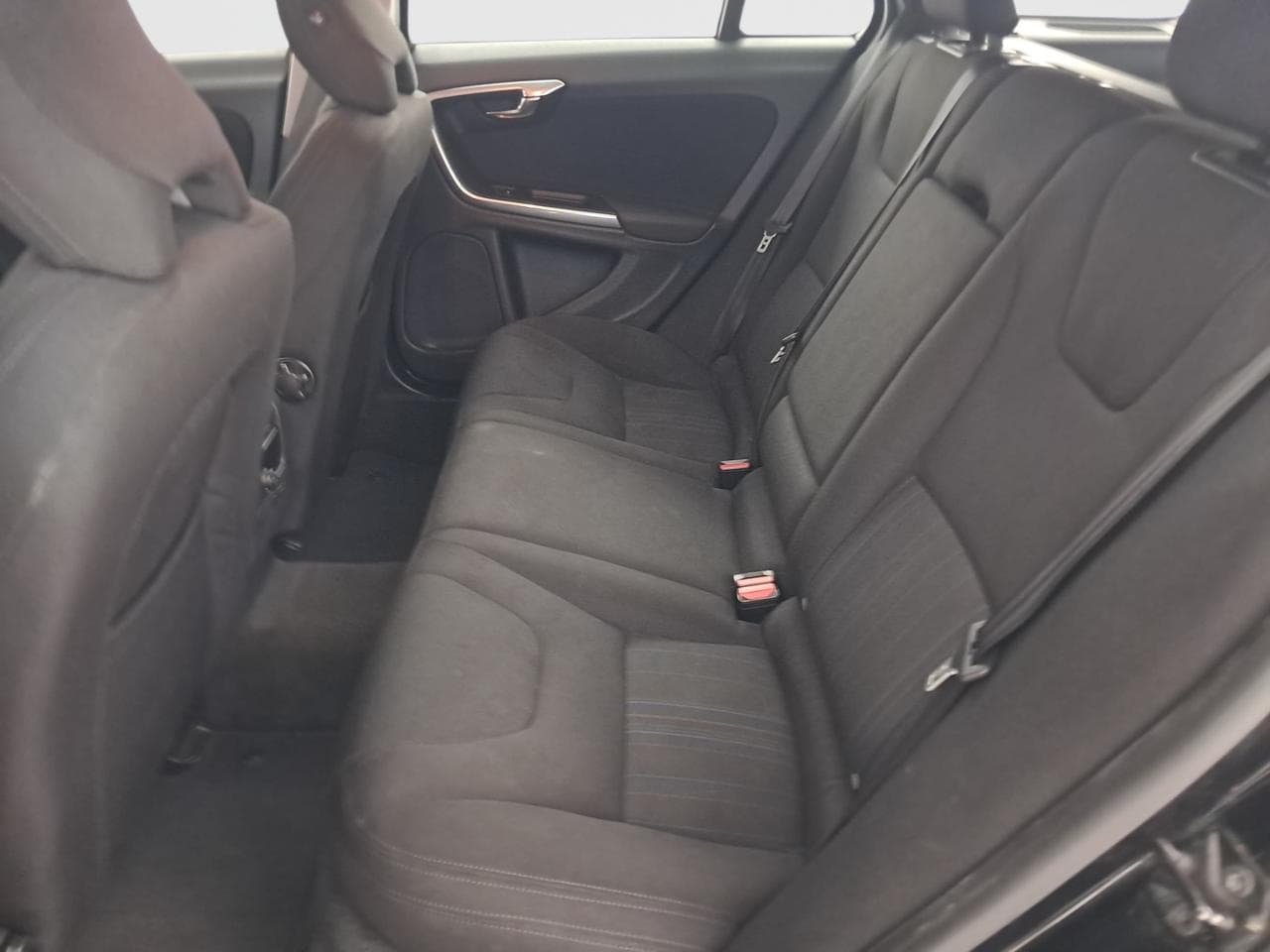2011 Volvo V60 - 15