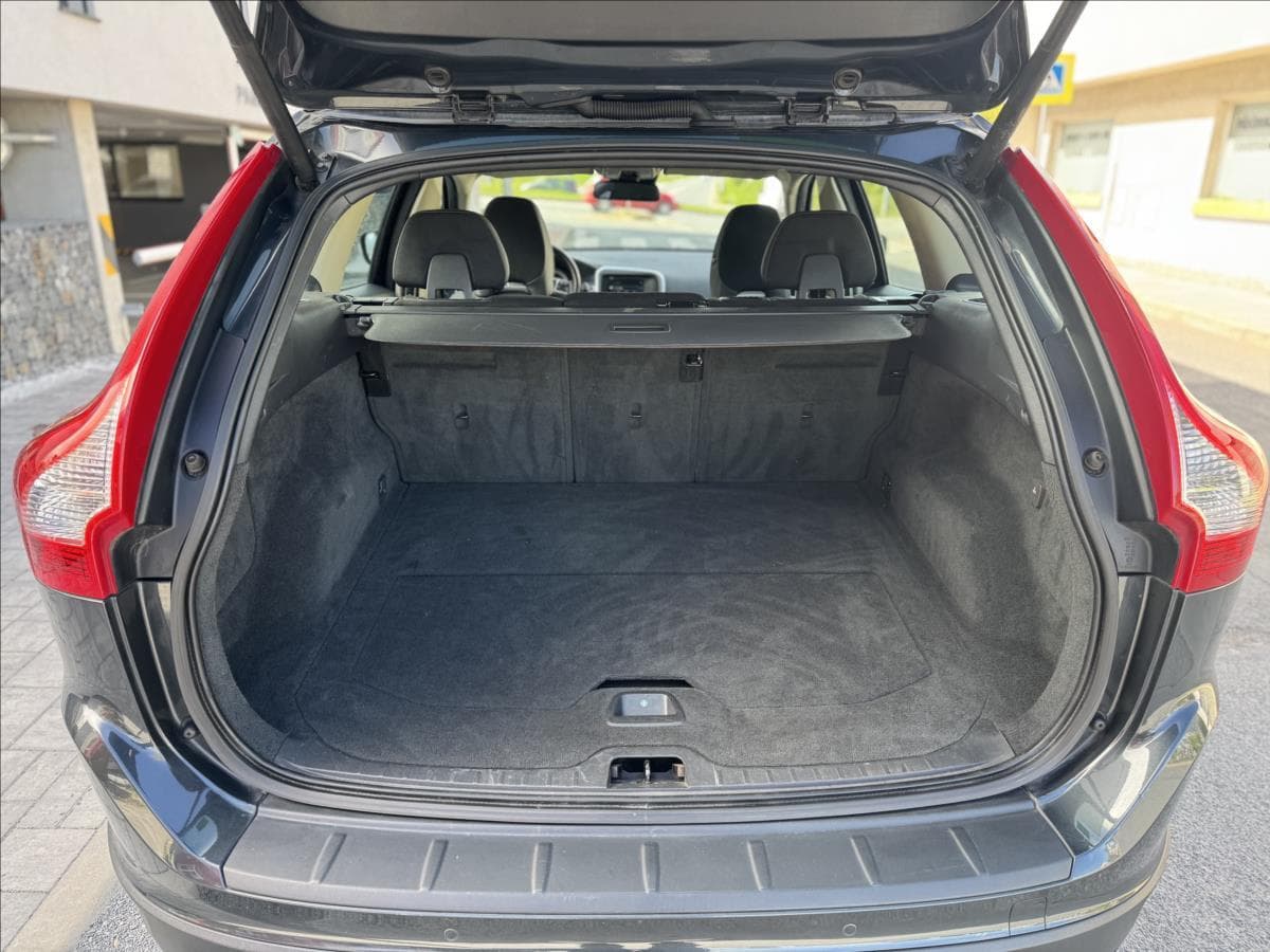 2011 Volvo XC60 - 13