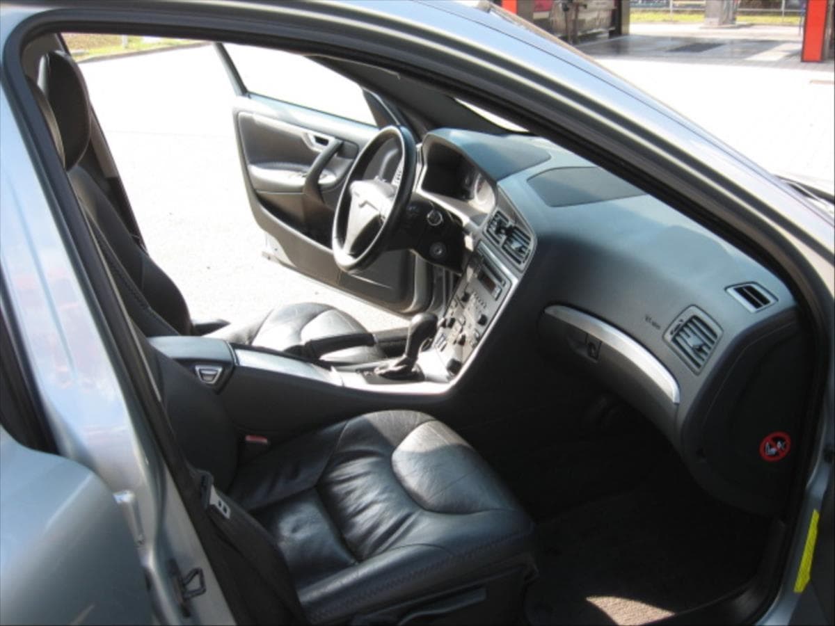 2007 Volvo Xc70 - 23