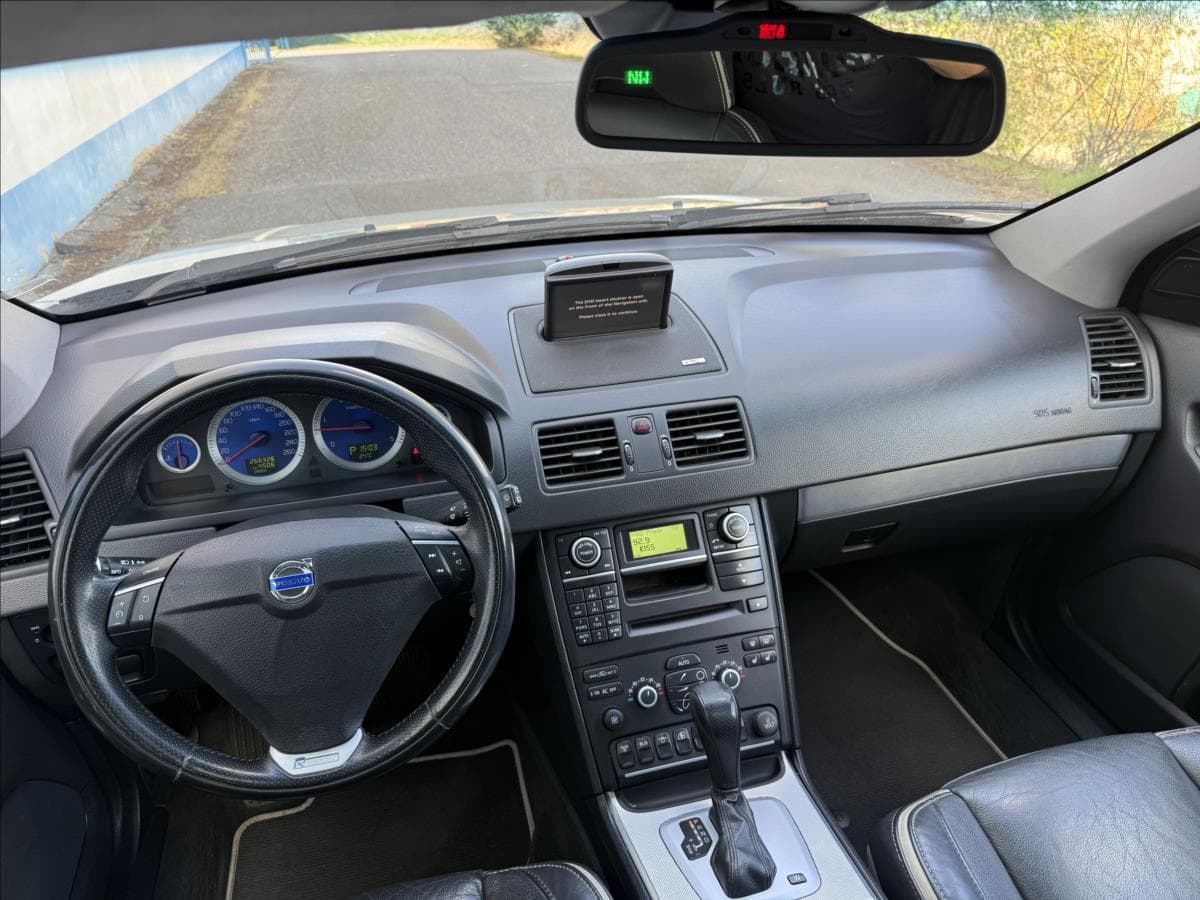 2011 Volvo XC90 - 15