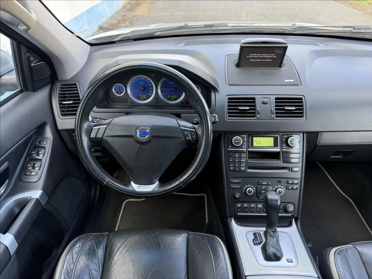 2011 Volvo XC90 - 14