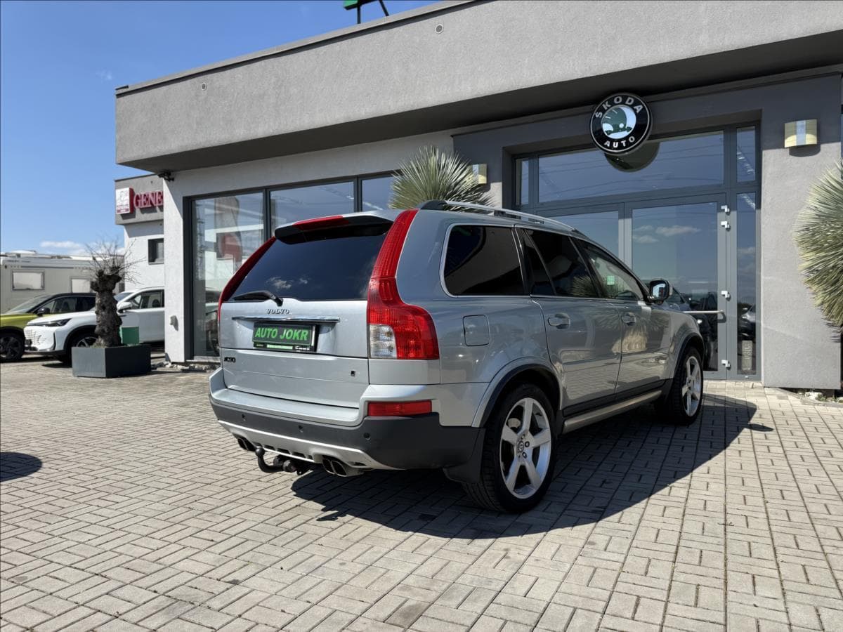 2011 Volvo XC90 - 8
