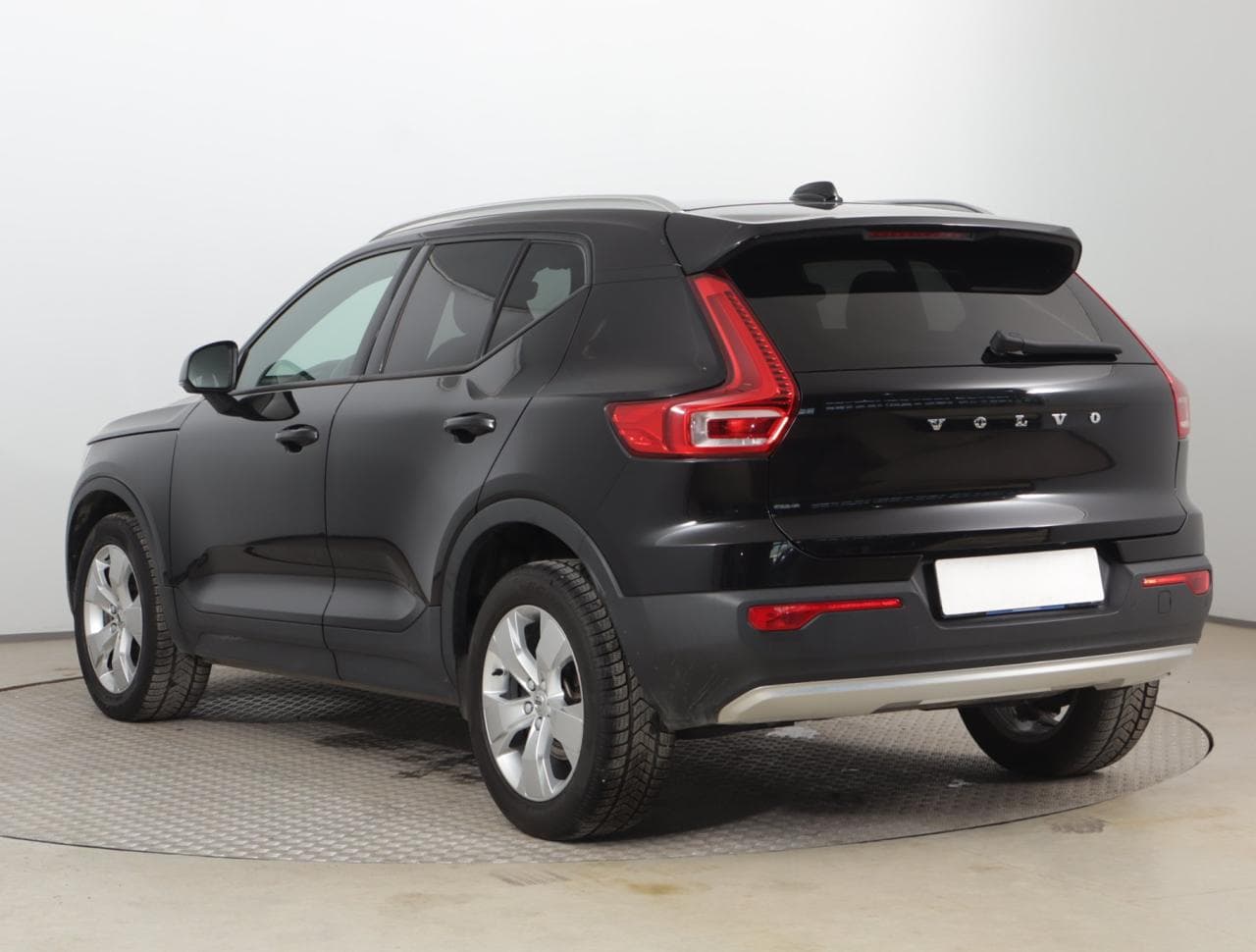 2021 Volvo XC40 - 5