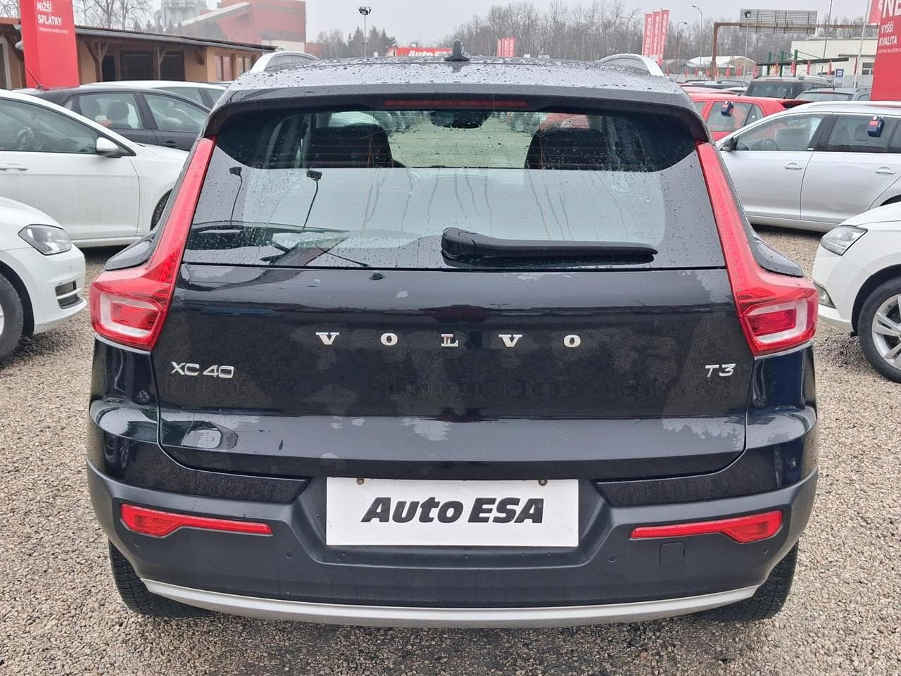 2020 Volvo XC40 - 5