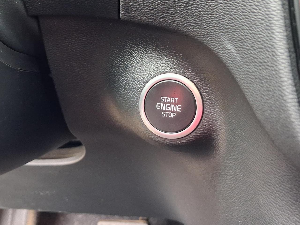 2020 Volvo XC40 - 13