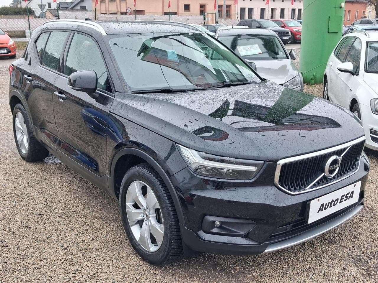 2020 Volvo XC40