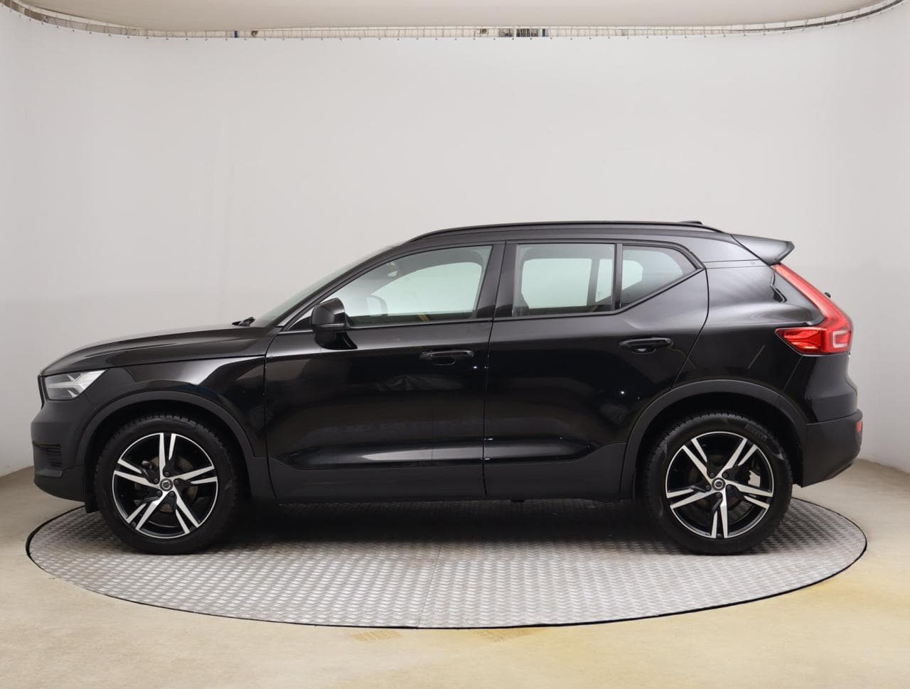 2021 Volvo Xc40 - 4