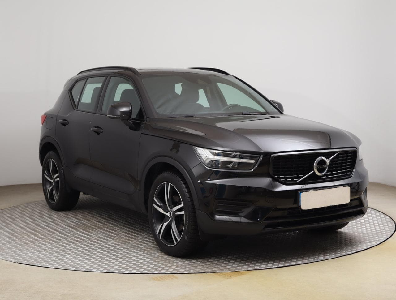 Volvo XC40 T3 120kW SUV
