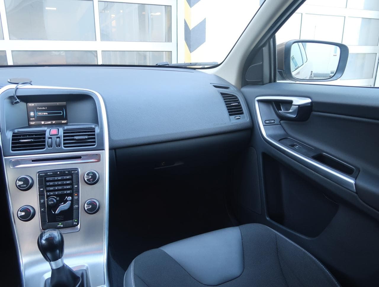 2012 Volvo XC60 - 11