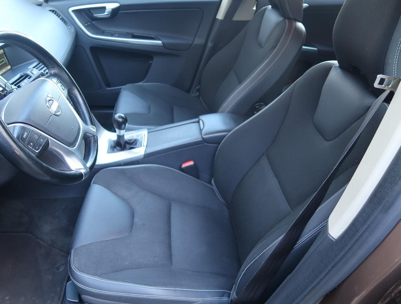 2012 Volvo XC60 - 16