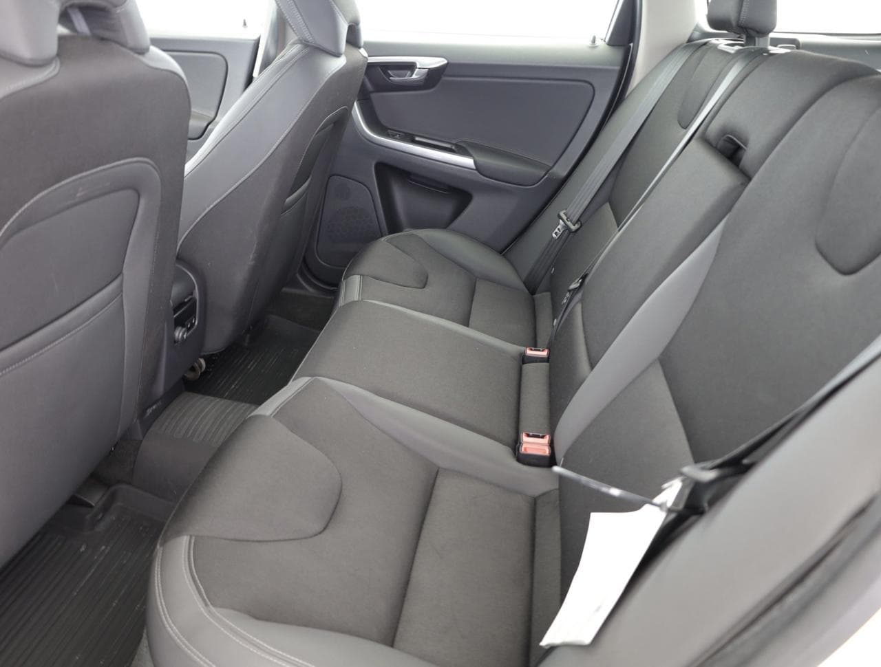 2015 Volvo Xc60 - 12