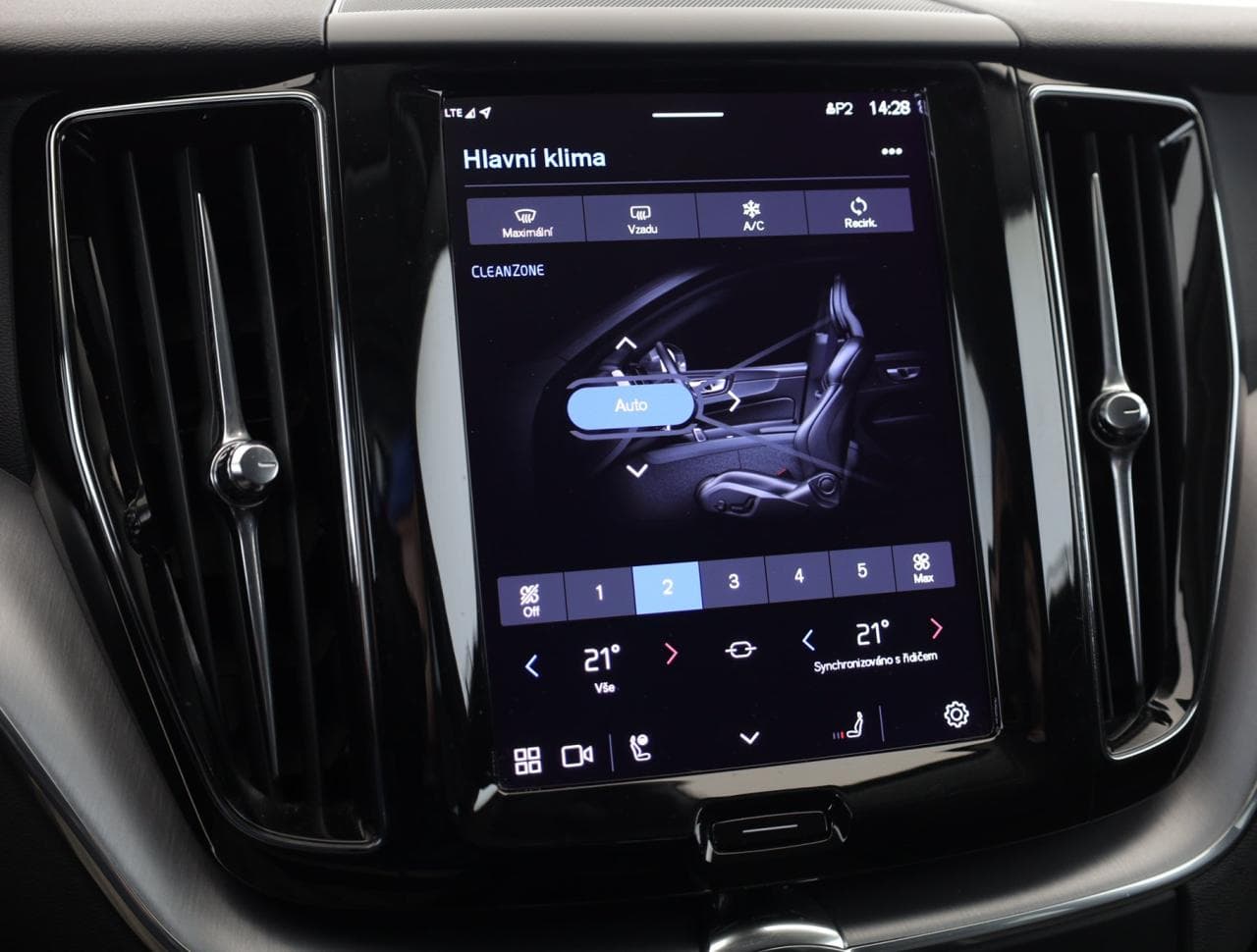 2021 Volvo Xc60 - 20