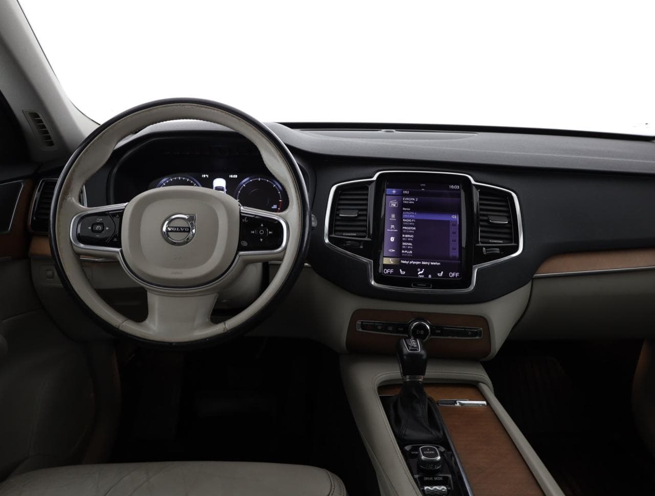 2015 Volvo XC90 - 9