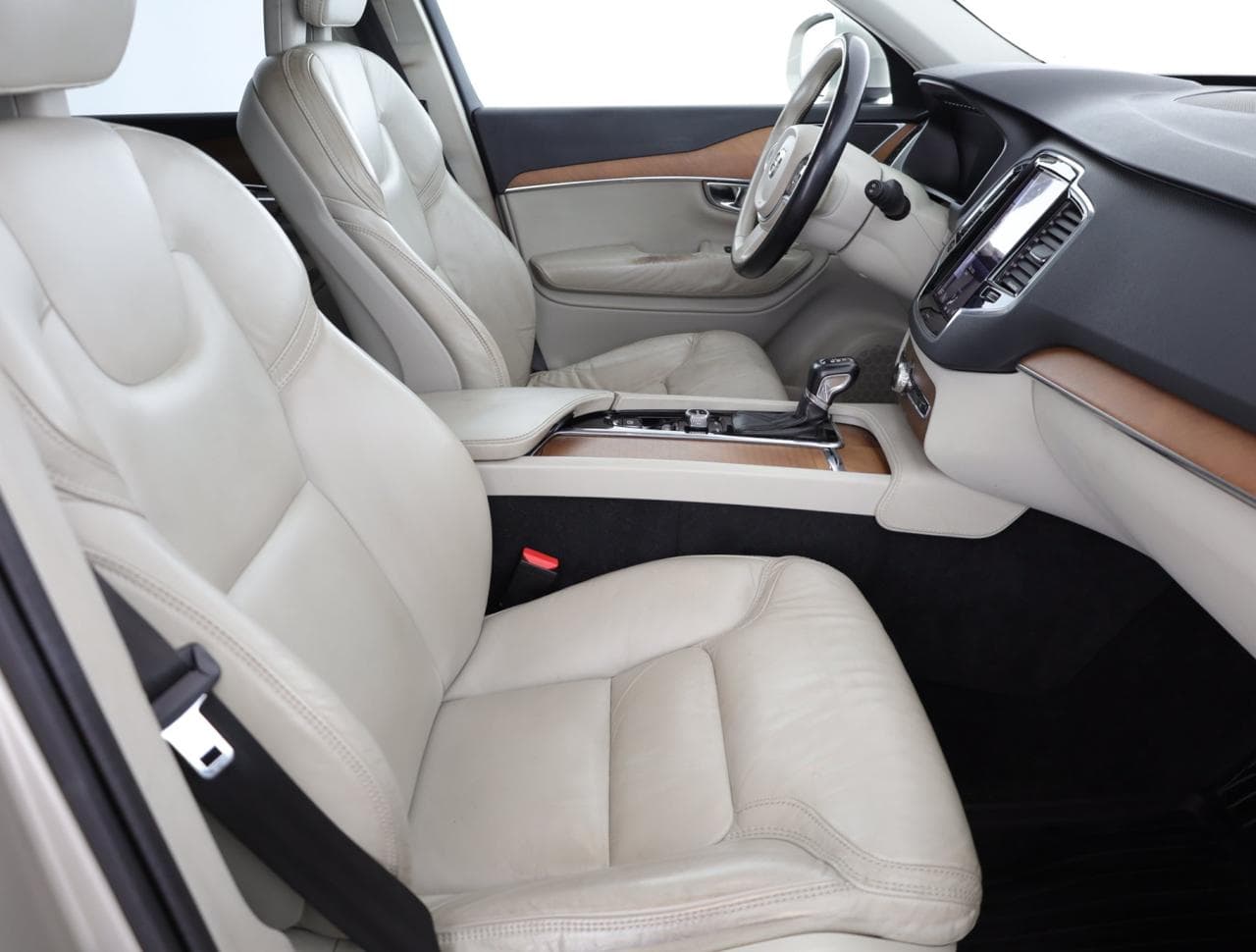 2015 Volvo XC90 - 10