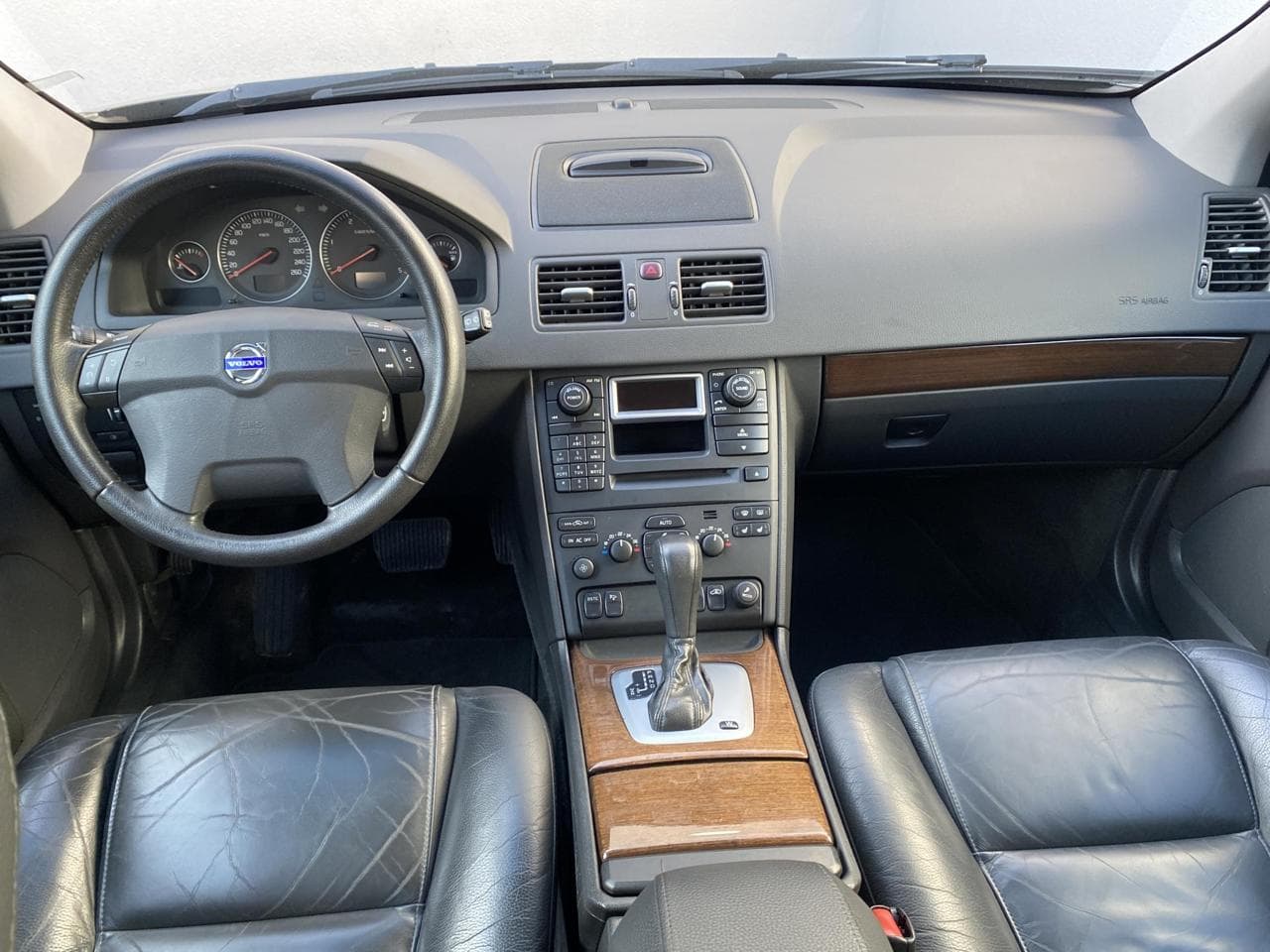 2005 Volvo XC90 - 8