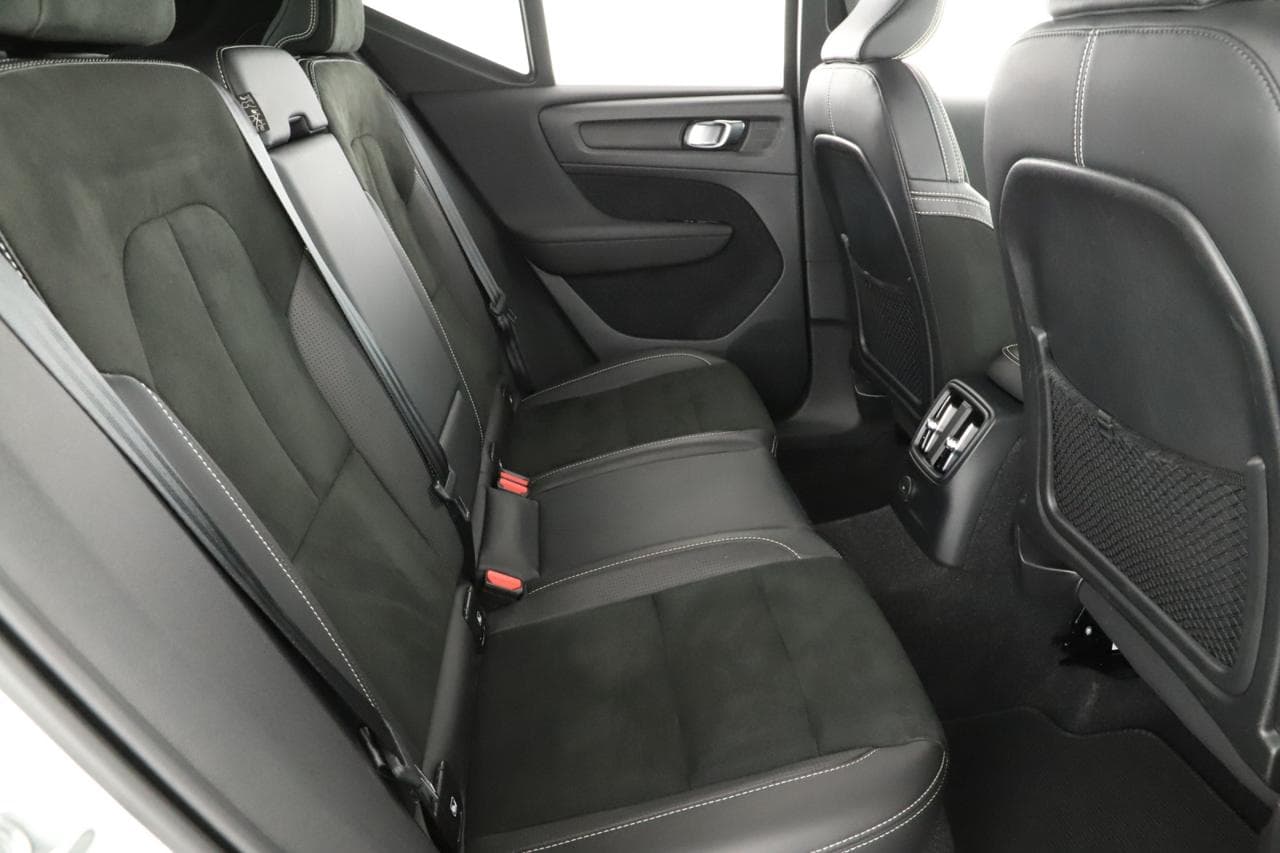 2020 Volvo XC40 - 11
