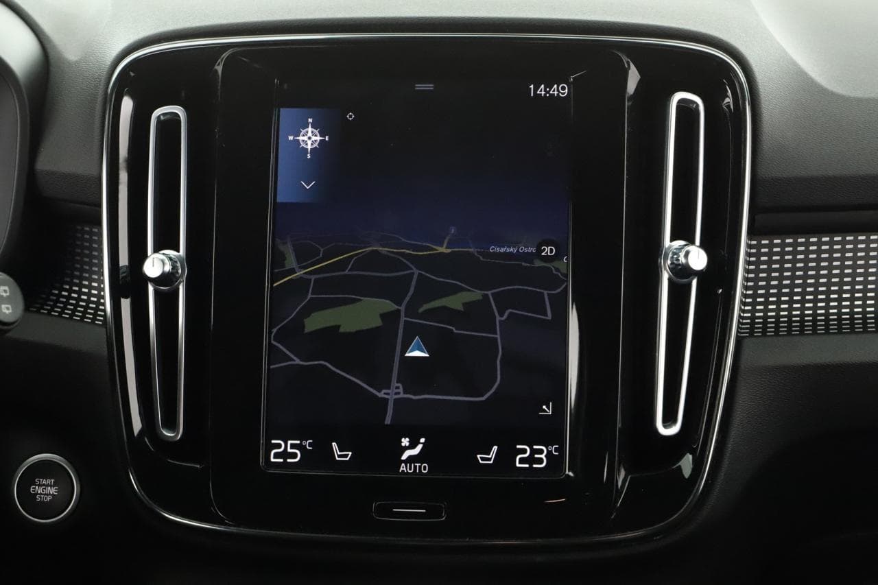 2020 Volvo XC40 - 20