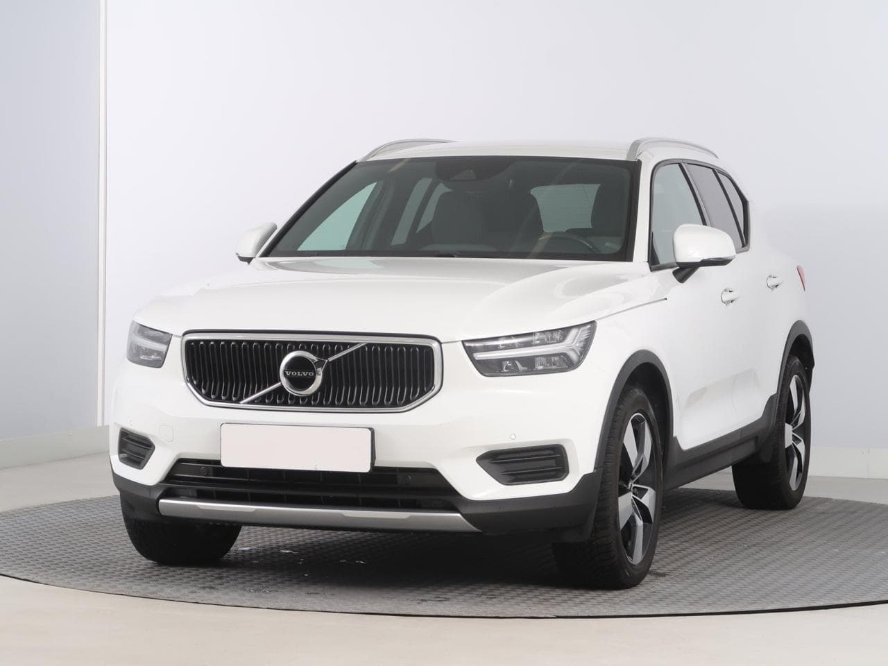 2022 Volvo XC40 - 3