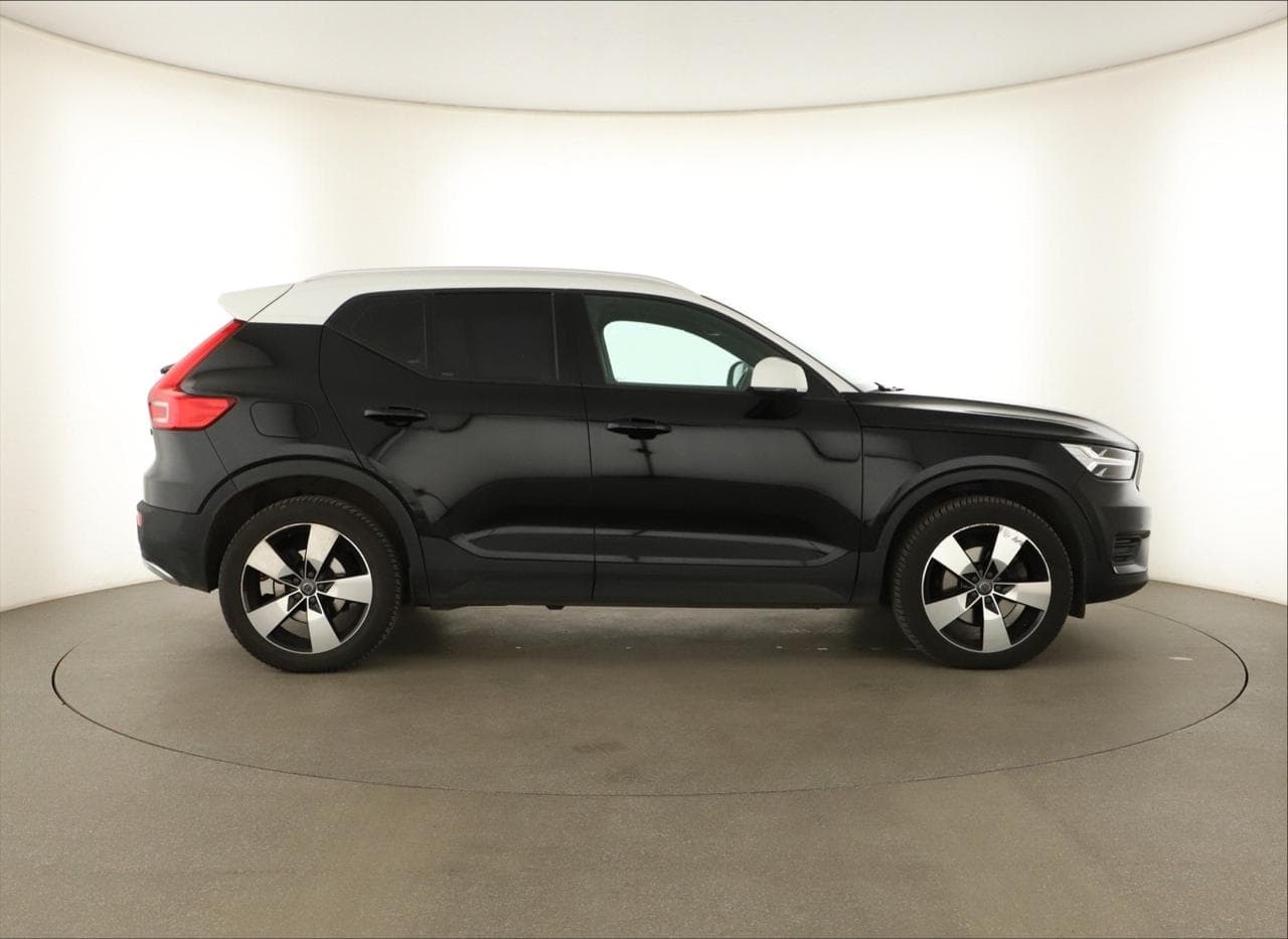 2018 Volvo XC40 - 8