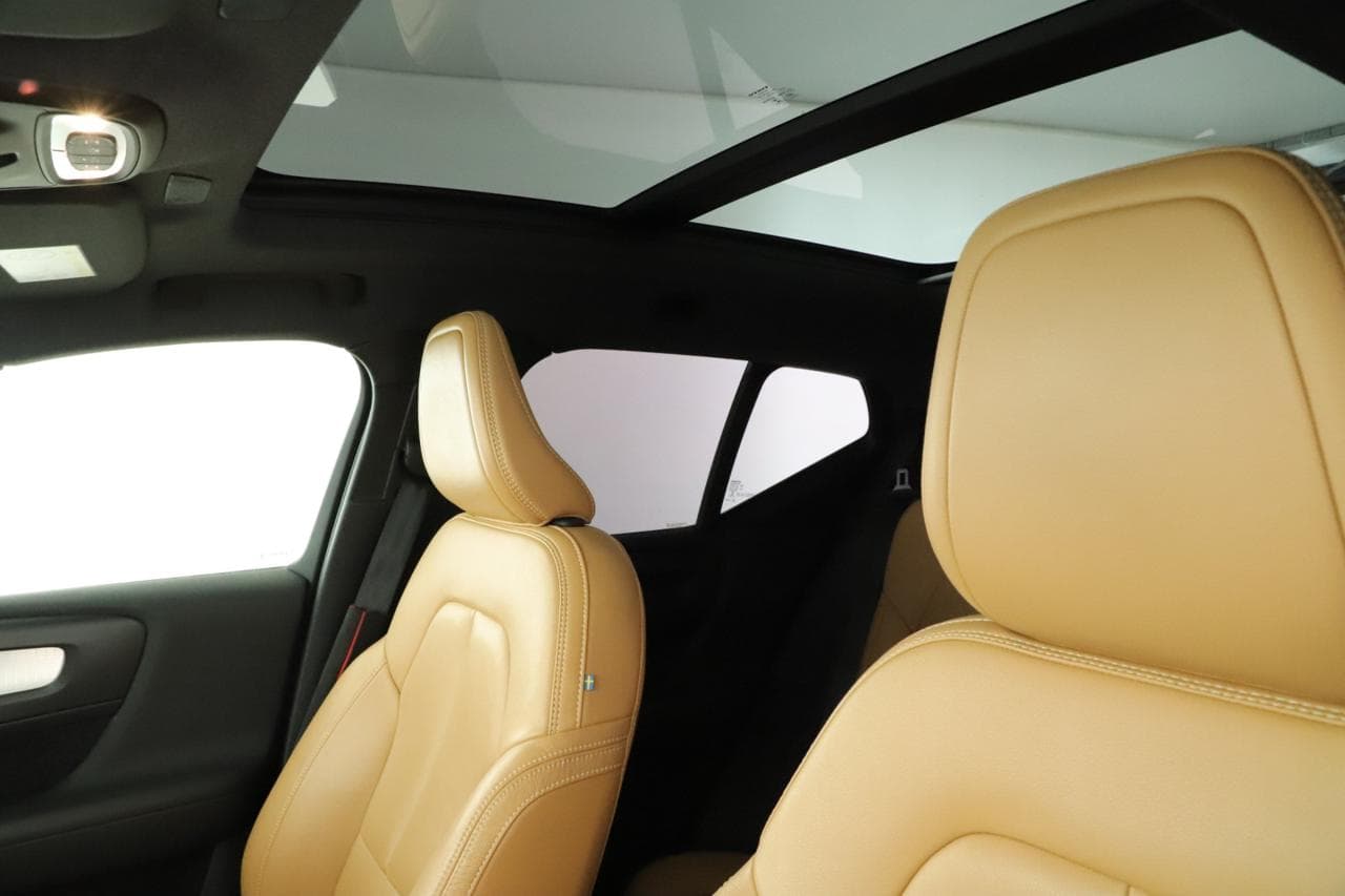2018 Volvo XC40 - 17