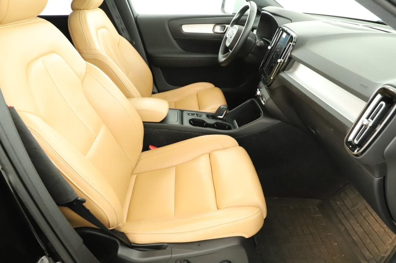 2018 Volvo XC40 - 10