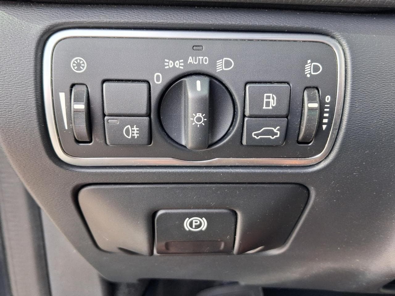 2015 Volvo Xc60 - 12