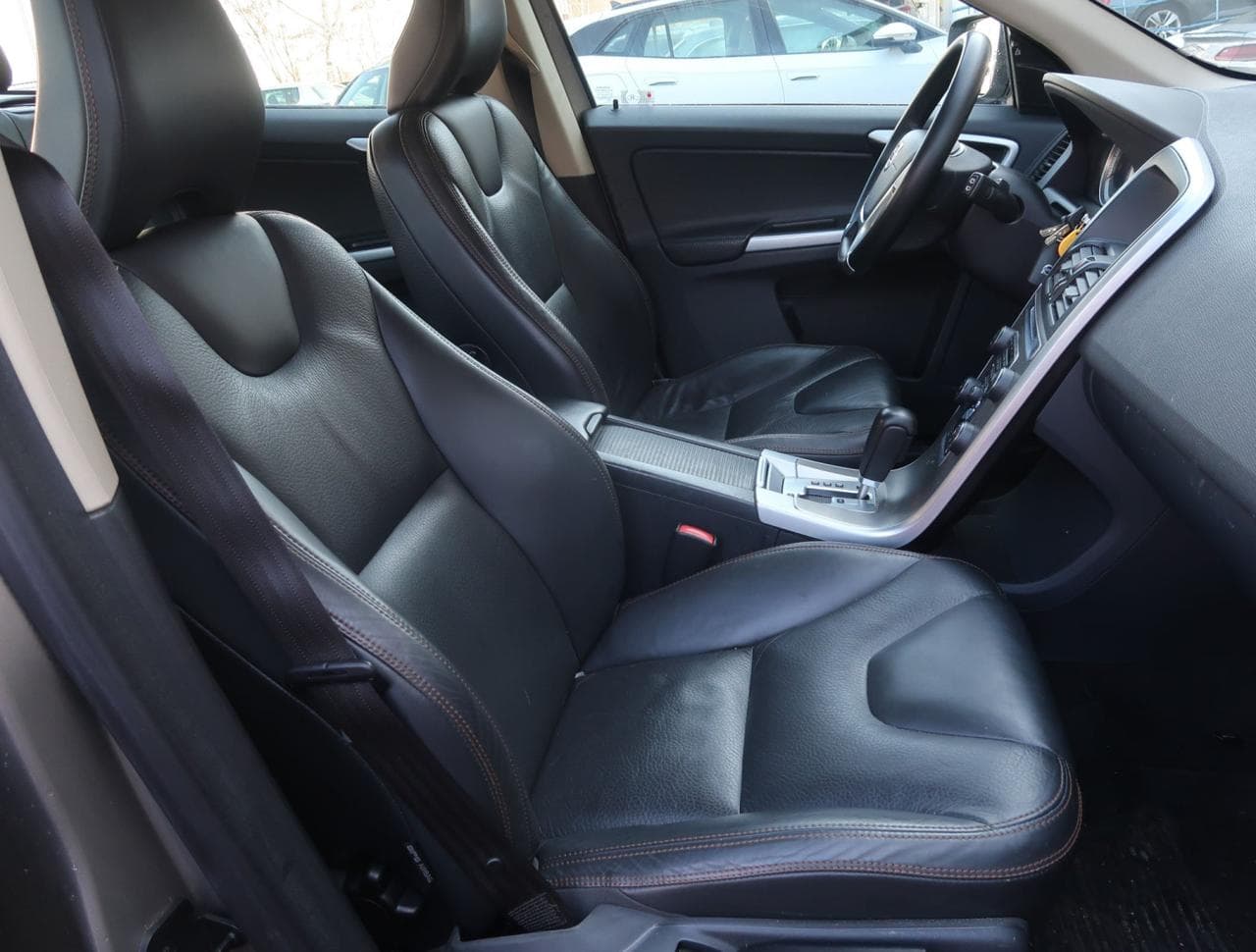 2011 Volvo Xc60 - 12