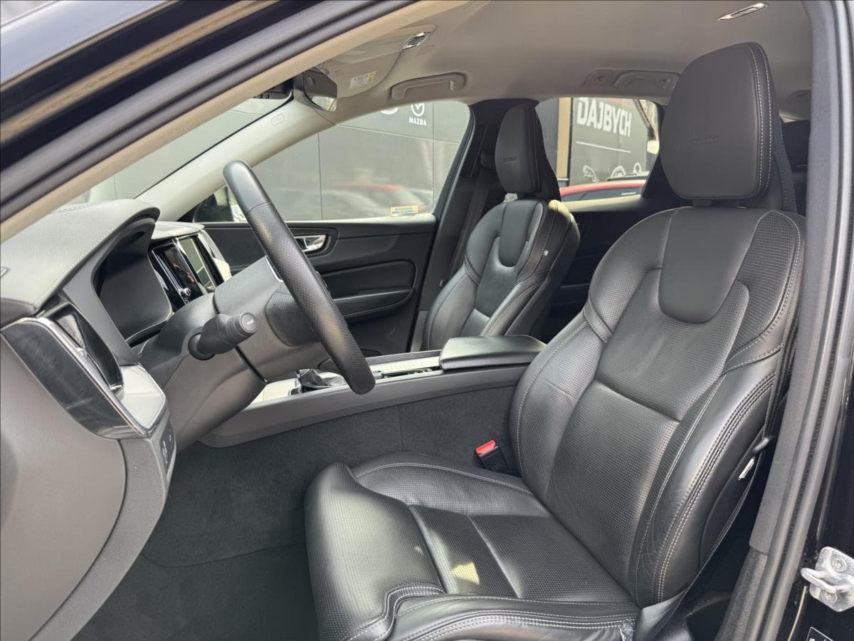 2018 Volvo Xc60 - 11