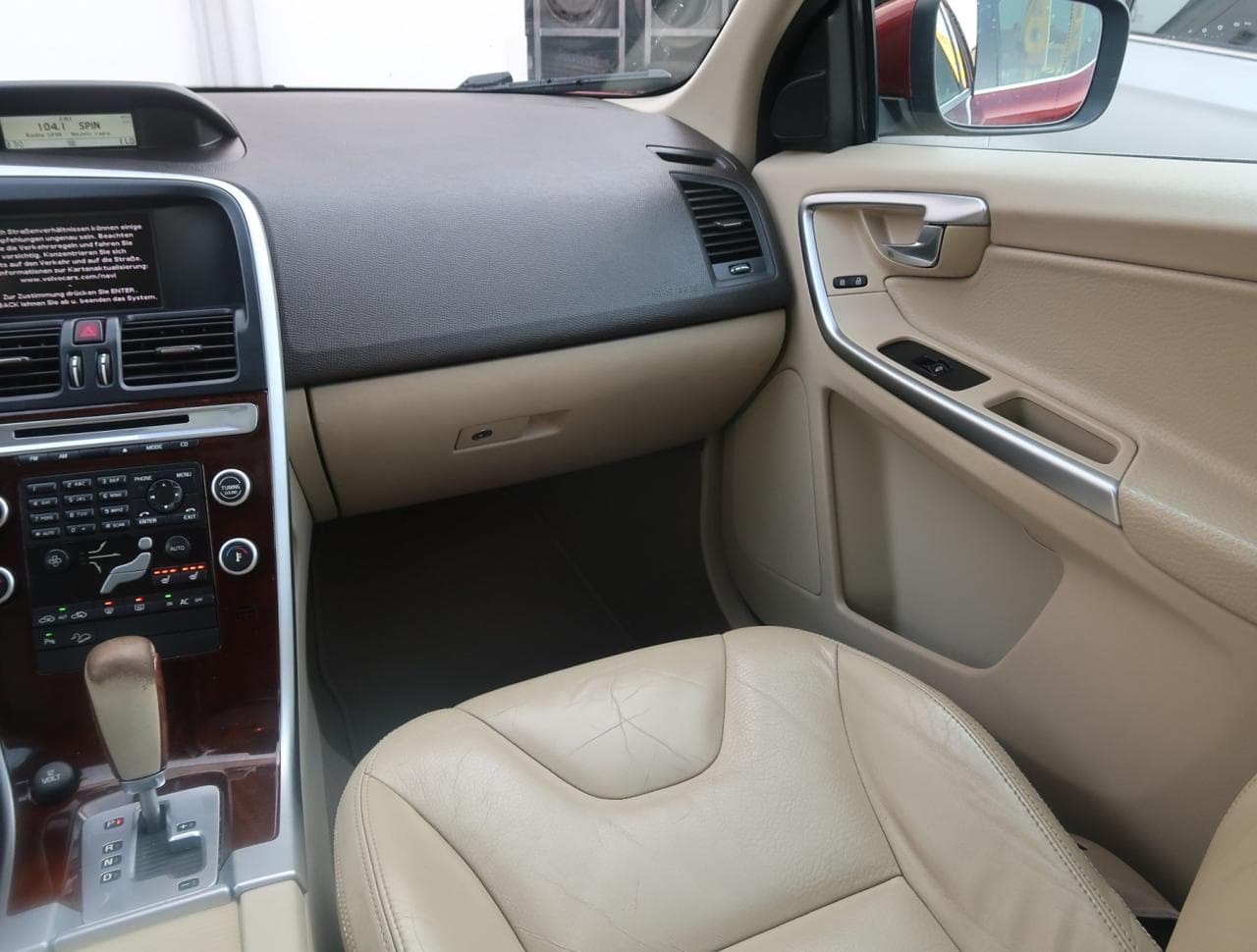 2009 Volvo XC60 - 11