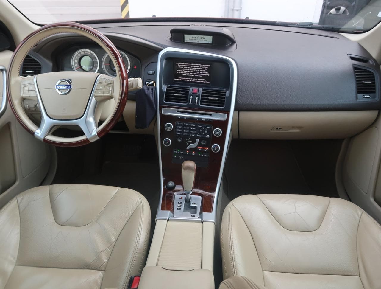 2009 Volvo XC60 - 10
