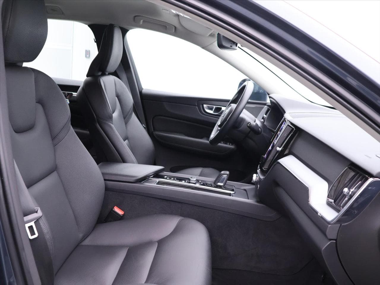 2021 Volvo Xc60 - 39