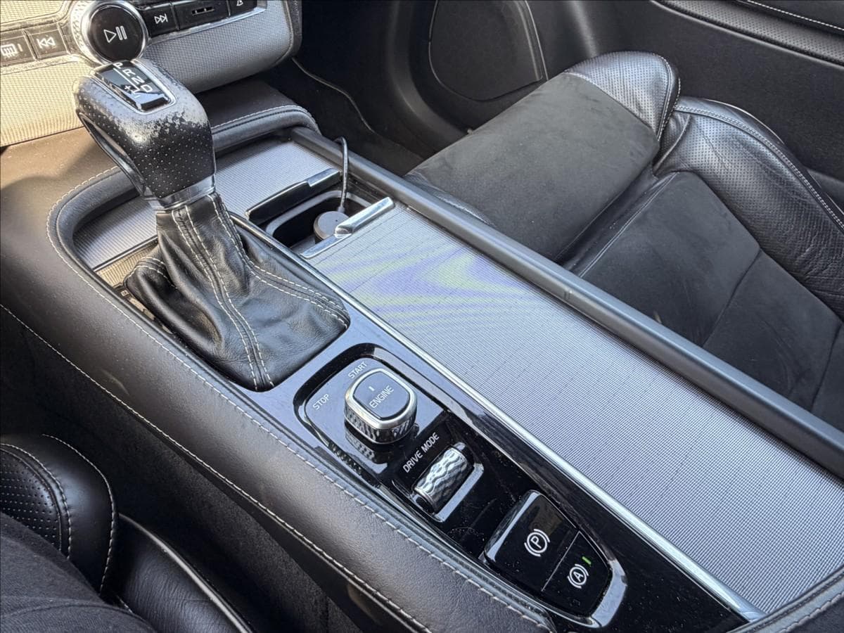 2016 Volvo Xc90 - 15