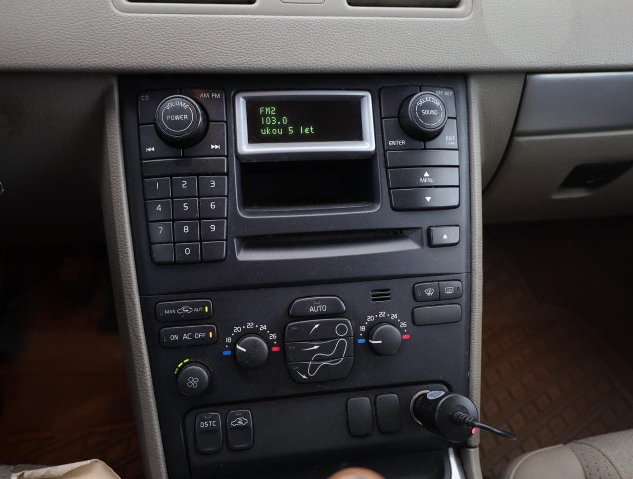 2005 Volvo Xc90 - 16