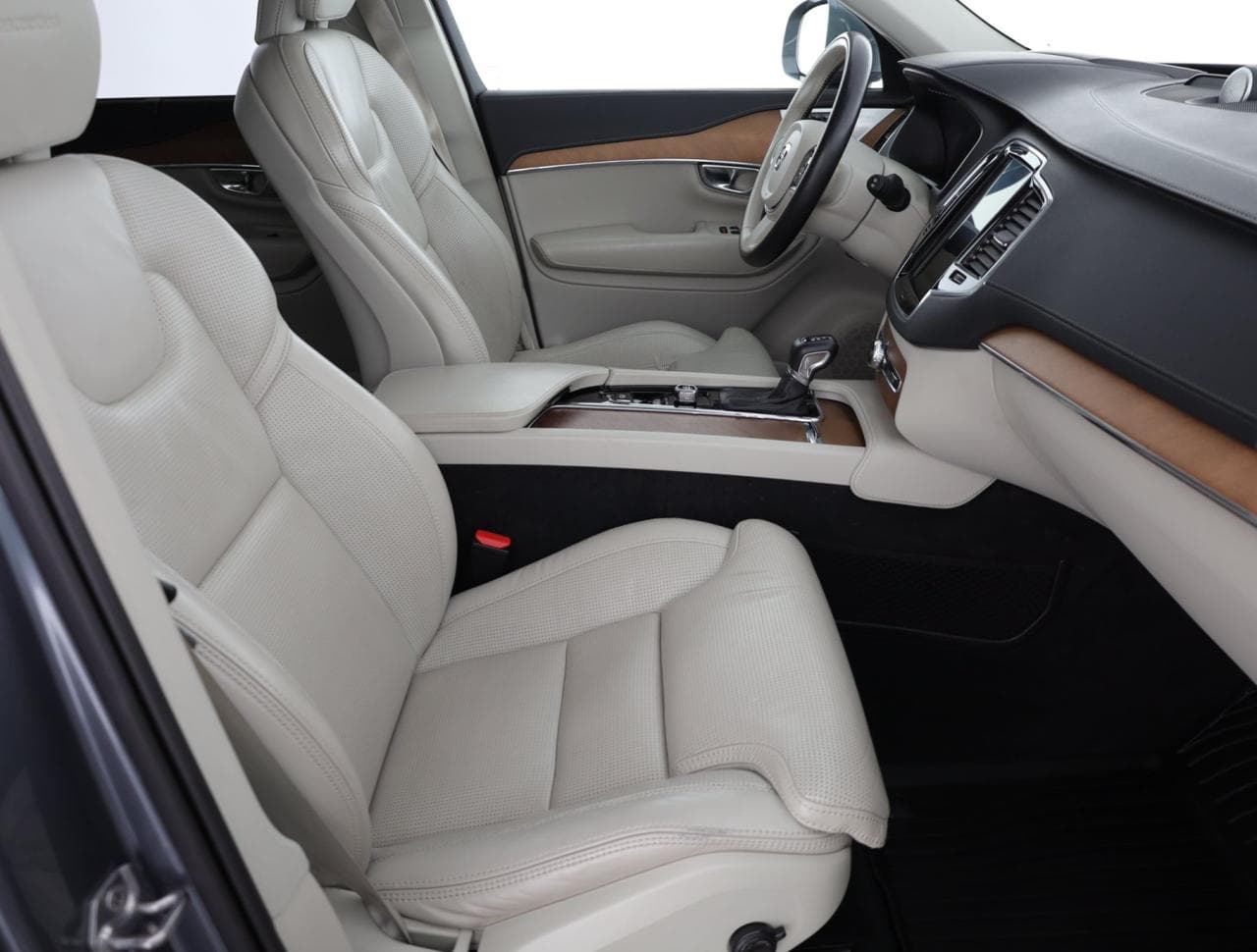 2019 Volvo XC90 - 10