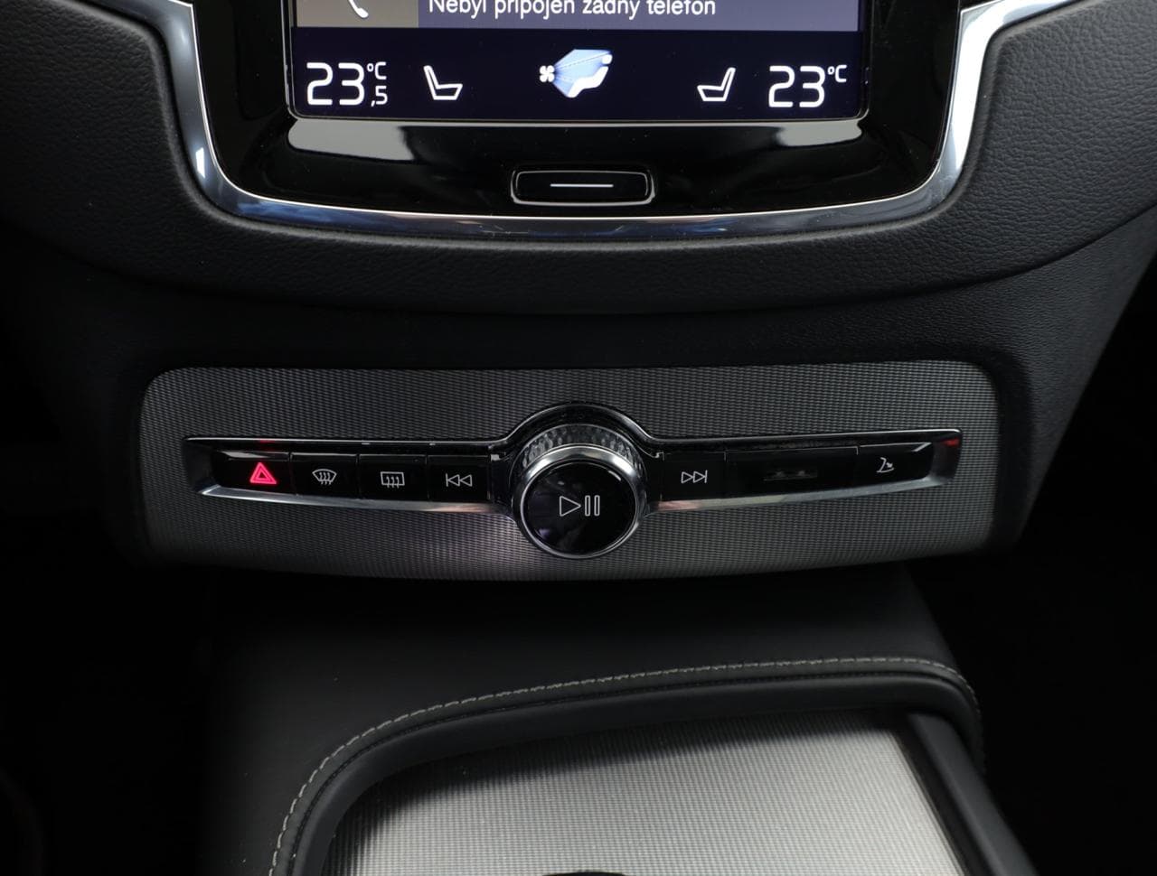 2019 Volvo Xc90 - 37