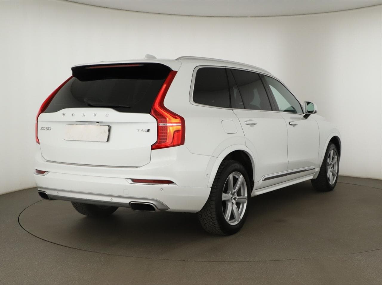 2015 Volvo Xc90 - 13