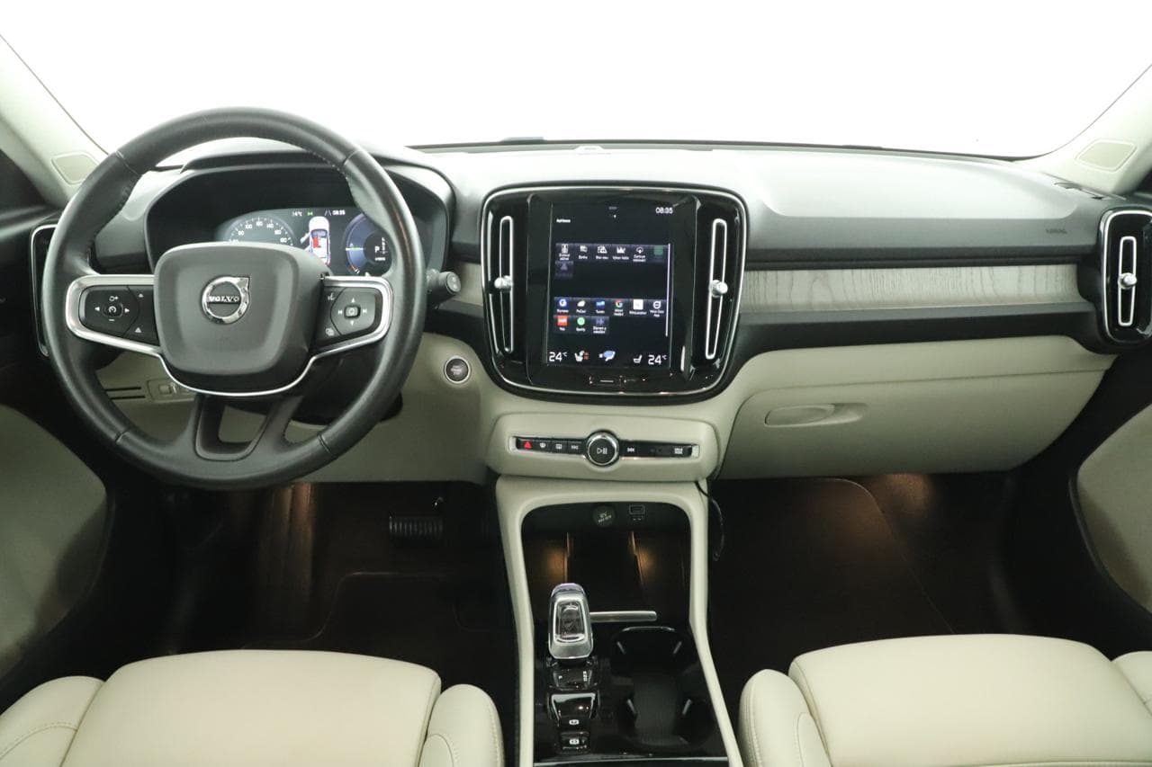 2020 Volvo XC40 - 9