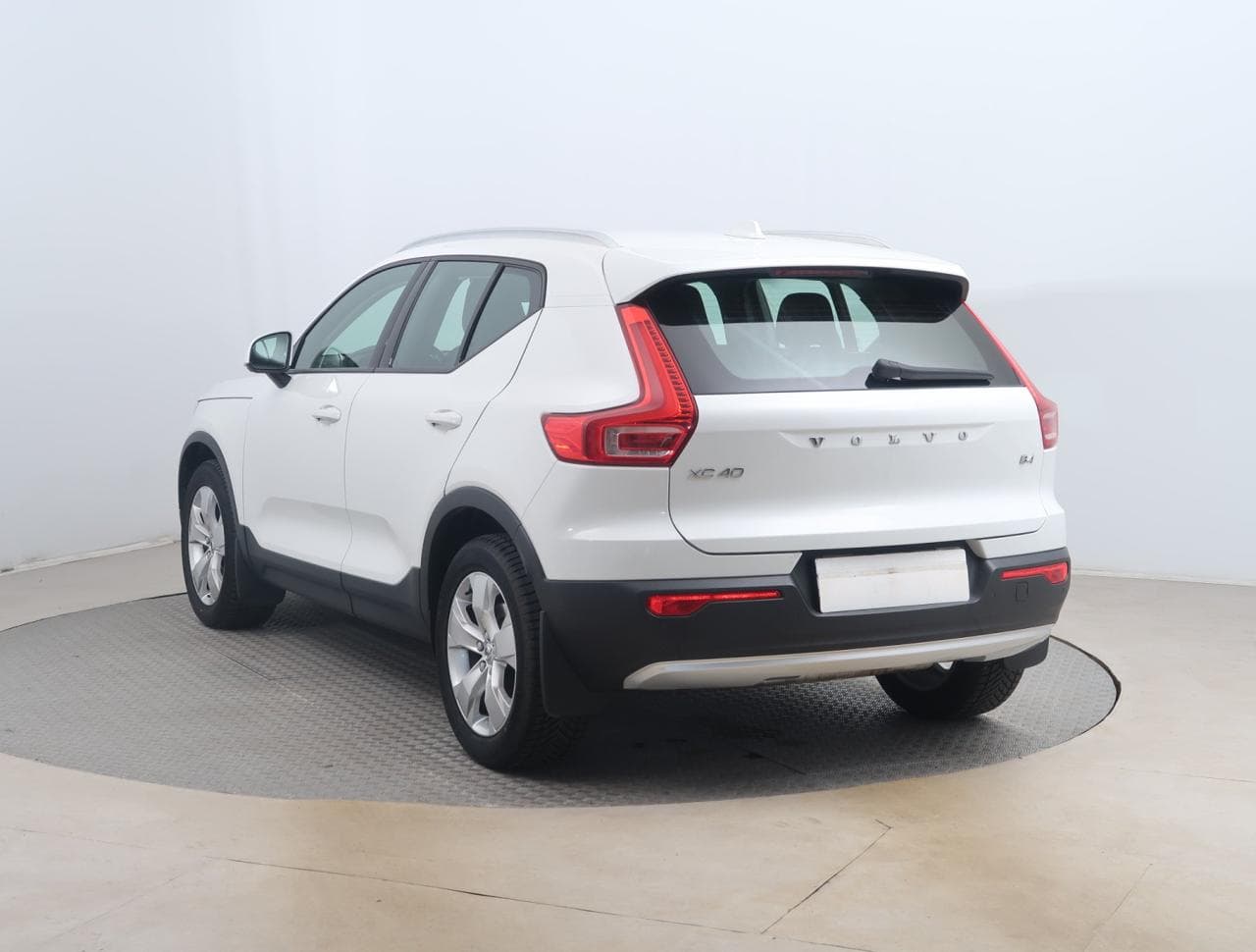 2021 Volvo XC40 - 5