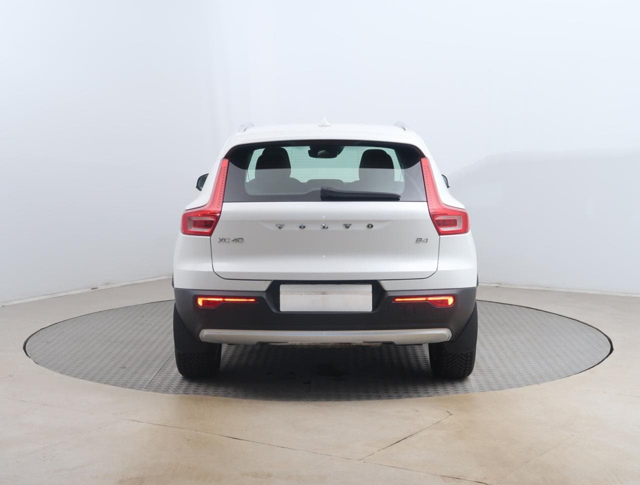 2021 Volvo XC40 - 7