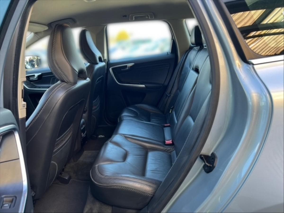 2012 Volvo XC60 - 8
