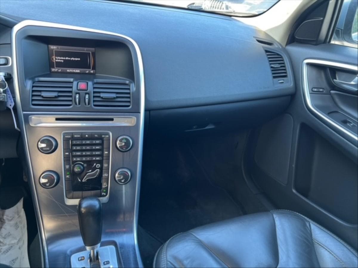 2012 Volvo XC60 - 10