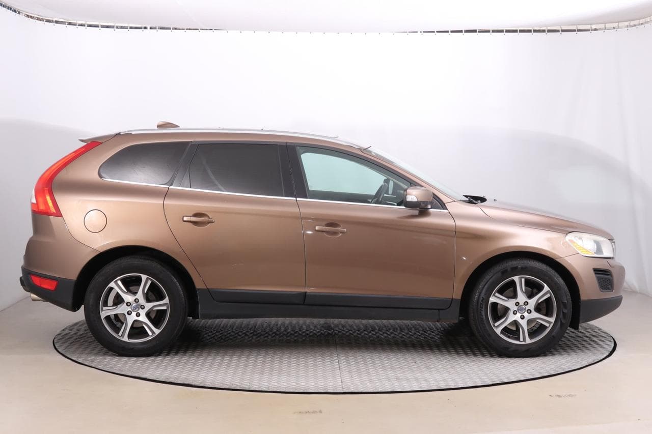 2011 Volvo XC60 - 8