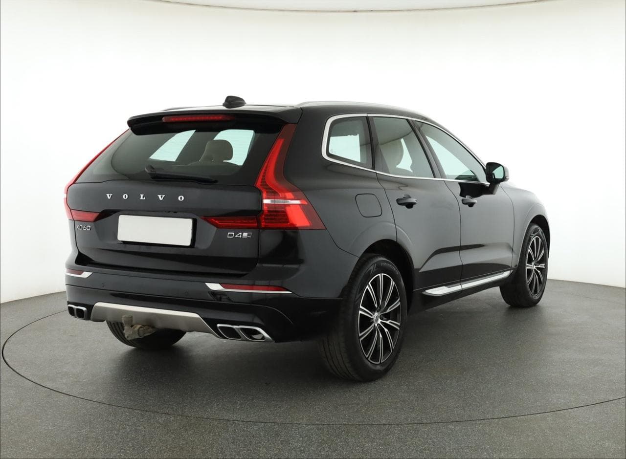 2018 Volvo XC60 - 7