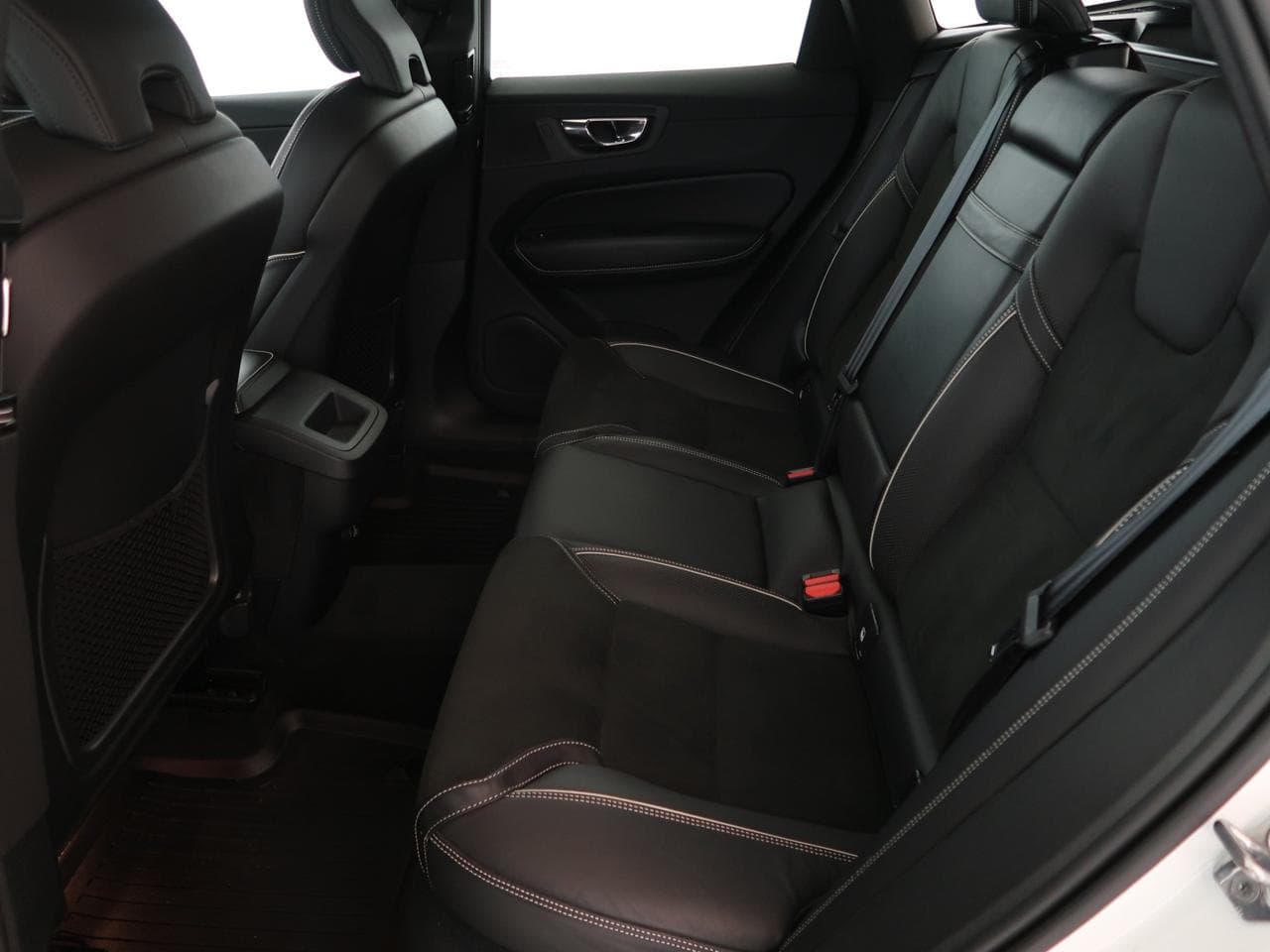 2018 Volvo XC60 - 15