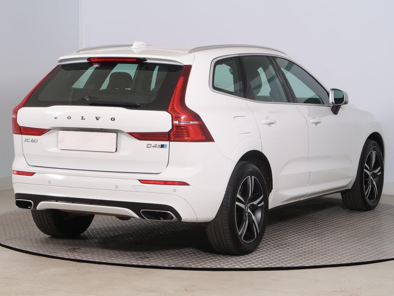 2018 Volvo XC60 - 7